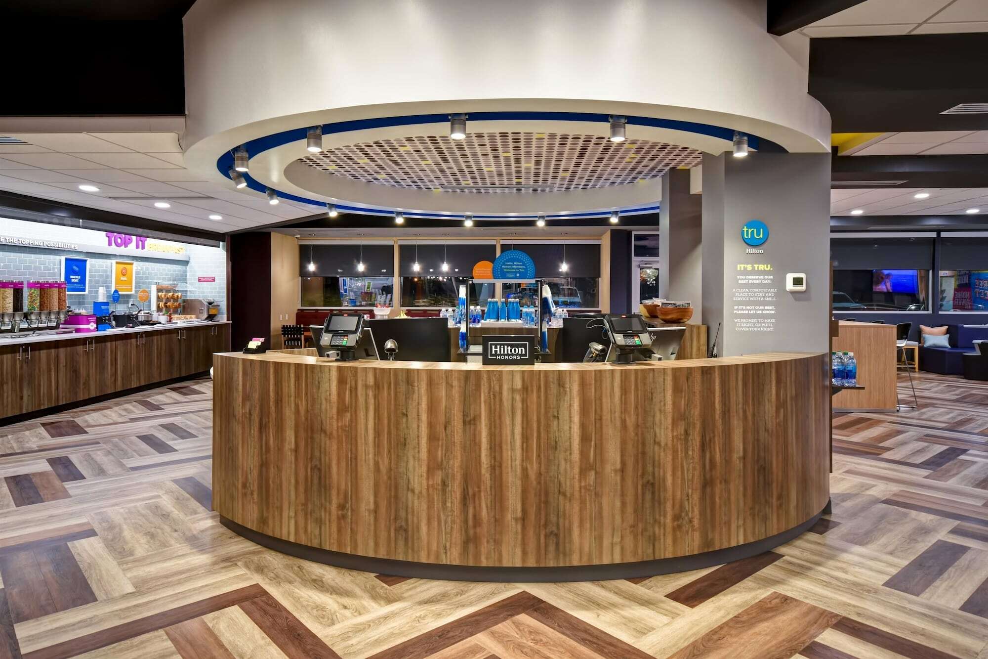 Tru By Hilton Fort Wayne Exteriör bild